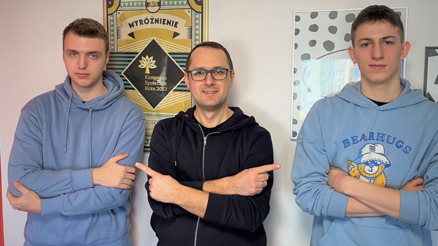 Zwycięzcy Sheep Your Hack 4  na stażu w  Eura7