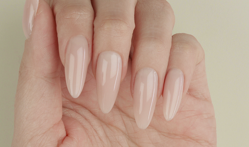 The perfect almond - how to build almond-shaped nails correctly | Blog  Indigo Nails