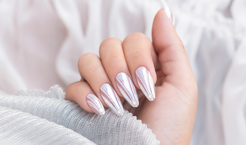 Beautiful and fast wedding nails with Pixel Effect and gem STEP BY STEP ...