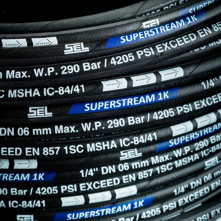 SUPERSTREAM 1K High pressure hose with 1 steel wire braid