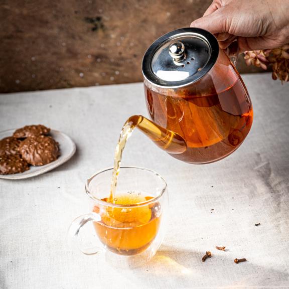 Teapots with a strainer