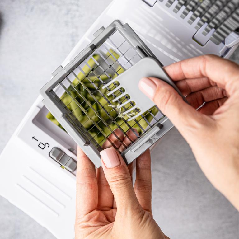 Szatkownica do warzyw, z wymiennymi ostrzami, KINGHOFF, KH-1873