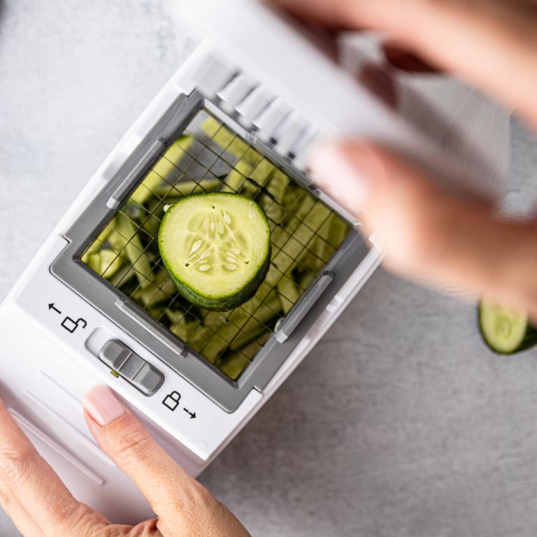 Szatkownica do warzyw, z wymiennymi ostrzami, KINGHOFF, KH-1873